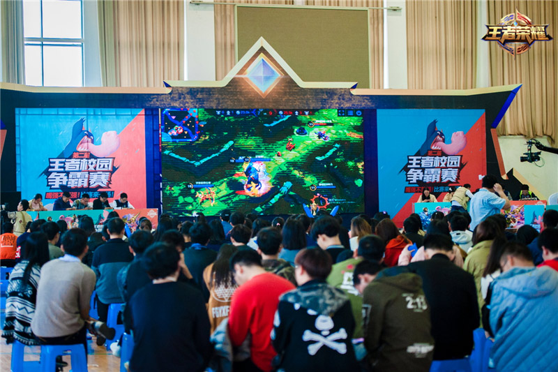 竞技场风云：精彩对决，英雄齐聚主场，战队实力对决-火博电竞